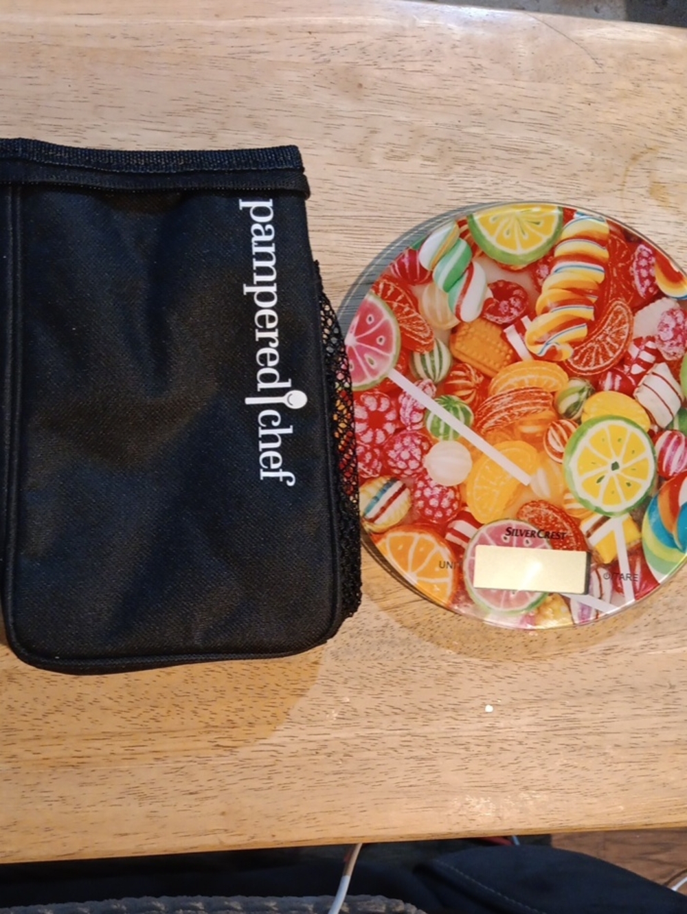 Pampered Chef Mason Jar Insulated Pouch & Candy-Pattern Digital Kitchen Scale